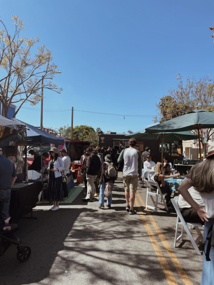 Mar Vista Farmer’s market ベニス ファーマーズマーケット